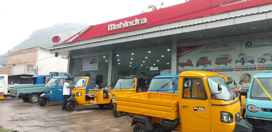Mahindra Showroom in Vizag Automotive
